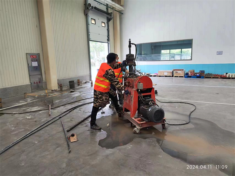 平安厂房地面下沉塌陷注浆加固施工